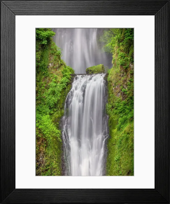 Framed Print : Multnomah Falls, Columbia River Gorge, Oregon Date: 18-06-2013 Framed Print : Multnomah Falls, Columbia River Gorge, Oregon Date: 18-06-2013