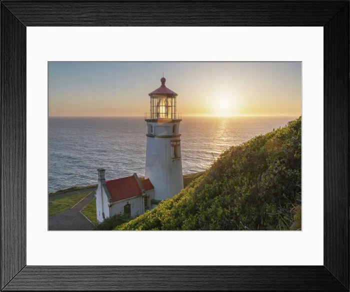 Framed Print : Sunset at Heceta Head Lighthouse, Oregon Date: 15-04-2021