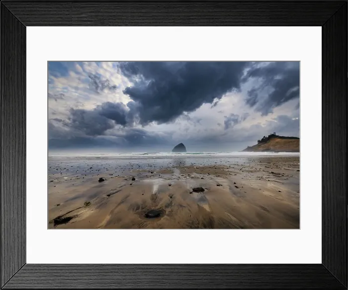 Framed Print : Storm clouds at low tide on beach at Cape Kiwanda in Pacific City, Oregon, USA Date: 20-10-2021 Framed Print : Storm clouds at low tide on beach at Cape Kiwanda in Pacific City, Oregon, USA Date: 20-10-2021