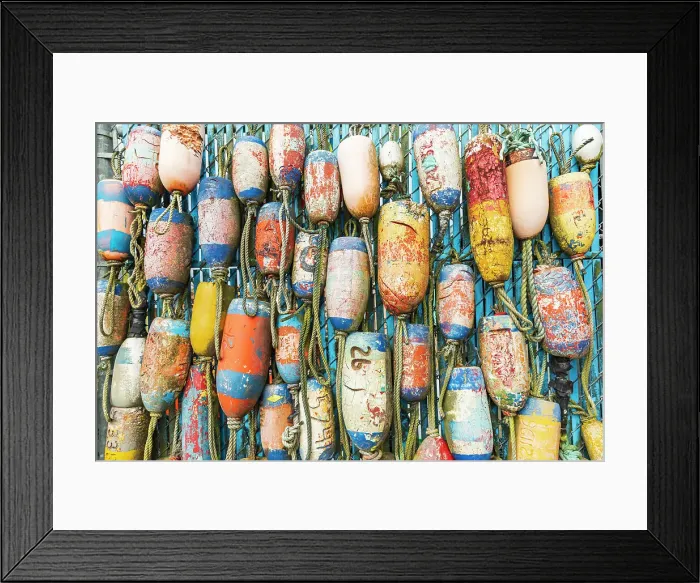 Framed Print : Coos Bay, Oregon, USA. Colorful crab trap floats on the Oregon coast. Date: 02-05-2021 Framed Print : Coos Bay, Oregon, USA. Colorful crab trap floats on the Oregon coast. Date: 02-05-2021