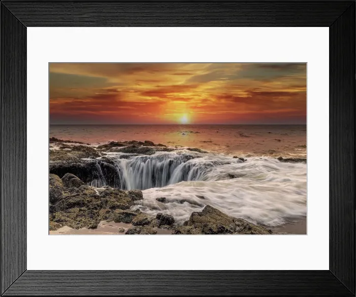 Framed Print : Usa, Oregon, Yachats. Thor's Well, Waves Crashing into Thor's Well Date: 03-08-2021