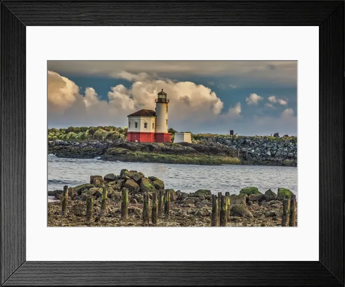 Framed Print : Coquille River Lighthouse, Bandon, Oregon Date: 26-04-2021 Framed Print : Coquille River Lighthouse, Bandon, Oregon Date: 26-04-2021