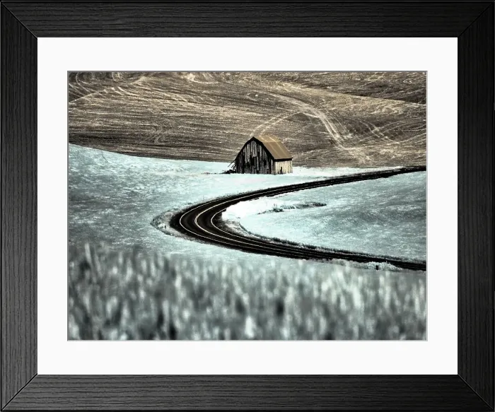 Framed Print : USA, Washington State, Palouse. Road running through the crops with barn along side the road Date: 12-10-2020 Framed Print : USA, Washington State, Palouse. Road running through the crops with barn along side the road Date: 12-10-2020