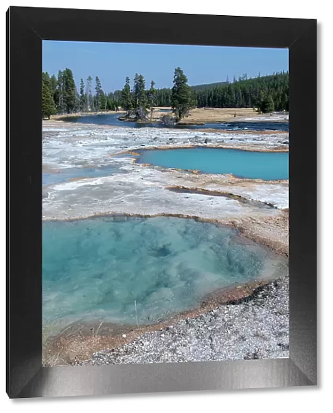 USA, Wyoming, Yellowstone National Park, Biscuit Basin, Black Diamond Pool. Date: 08-10-2020