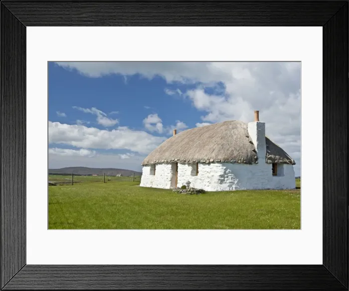 Framed Print : Traditional thatched cottage - North Uist - Outer Hebrides - Scotland Framed Print : Traditional thatched cottage - North Uist - Outer Hebrides - Scotland