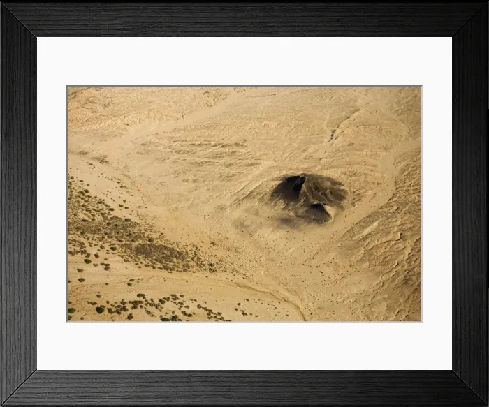 Framed Print : Nephelenite / Nephelinite intrusive pipe on the banks of the Swakop River - Namib Desert - Namibia - Africa Framed Print : Nephelenite / Nephelinite intrusive pipe on the banks of the Swakop River - Namib Desert - Namibia - Africa