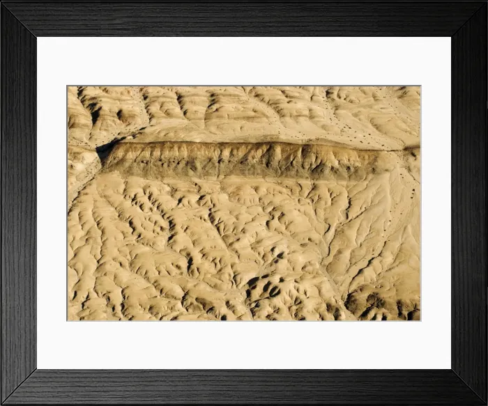 Framed Print : Drainage patterns blocked by a black dolerite dyke - Namib Desert - Namibia - Africa