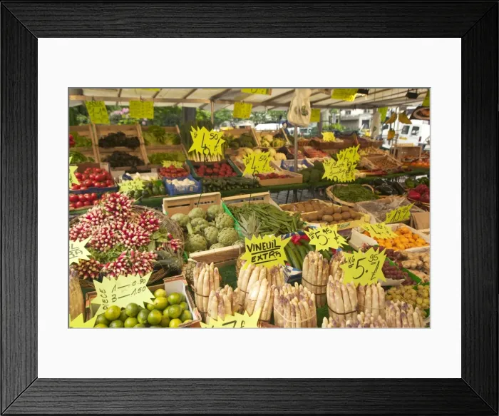Framed Print : Fruit and Vegetable Market Framed Print : Fruit and Vegetable Market