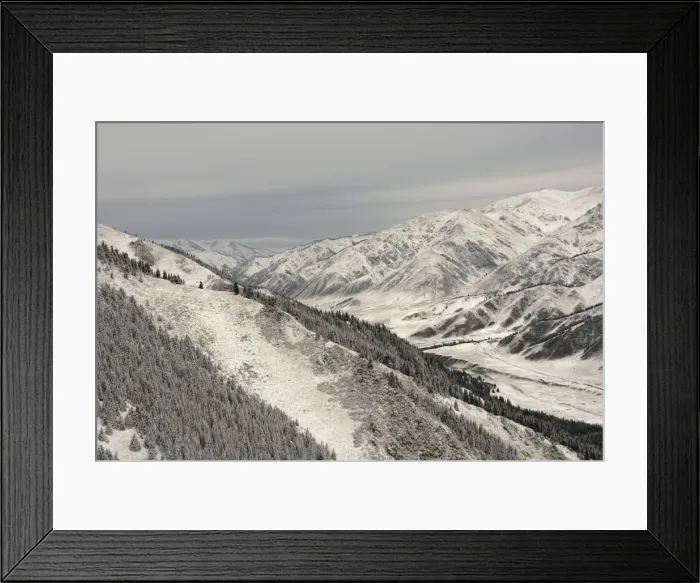 Framed Print : Kasachstan - Snow covered mountain landscape, Tienschan Framed Print : Kasachstan - Snow covered mountain landscape, Tienschan