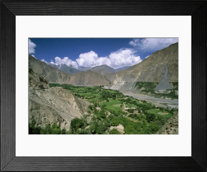 Framed Print : Pakistan Karakorum Highway Framed Print : Pakistan Karakorum Highway