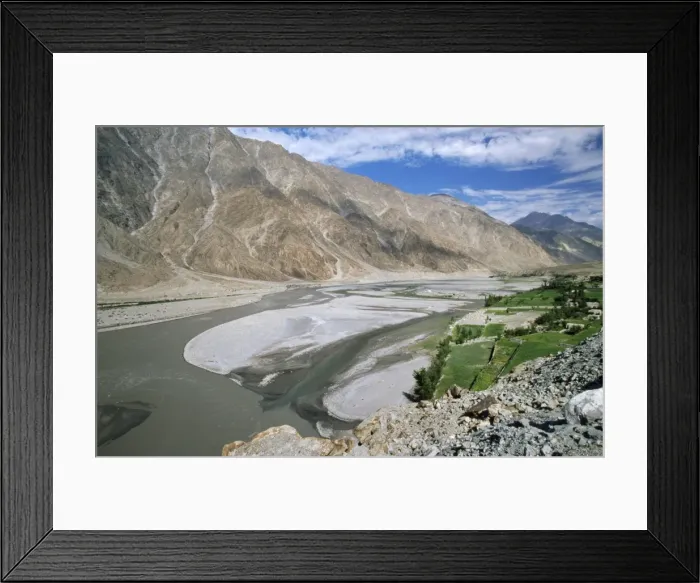 Framed Print : Pakistan Hunza Valley, Karakorum Highway Framed Print : Pakistan Hunza Valley, Karakorum Highway