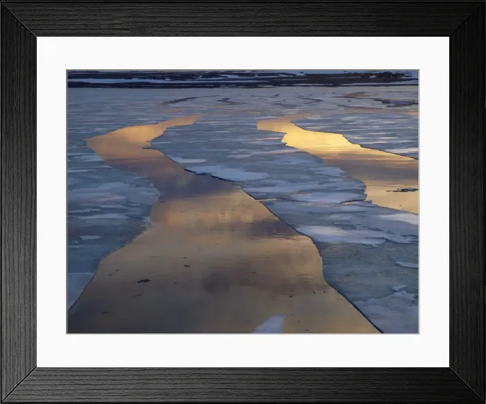 Framed Print : Drift ice in Lady Franklinsfjorden - Svalbard - Norway Framed Print : Drift ice in Lady Franklinsfjorden - Svalbard - Norway