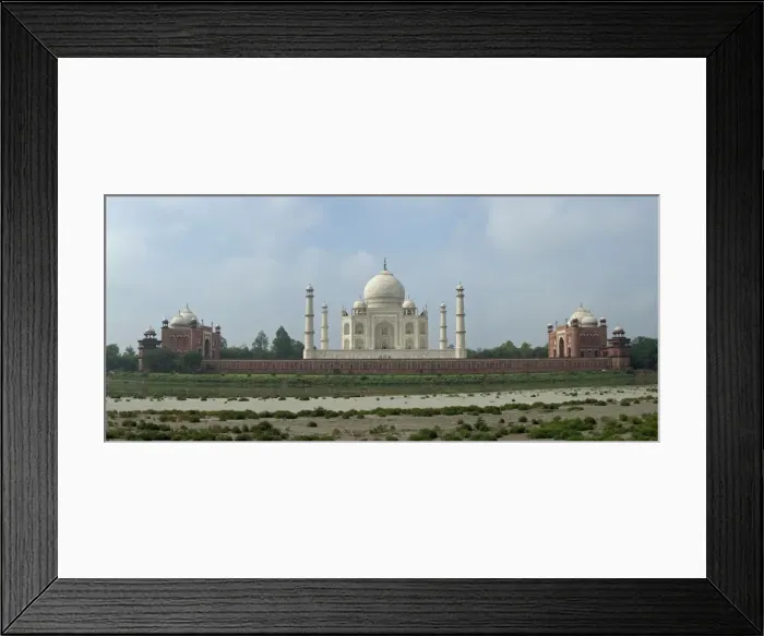 Framed Print : Taj Mahal - view across the Yamuna - dry river bed Framed Print : Taj Mahal - view across the Yamuna - dry river bed