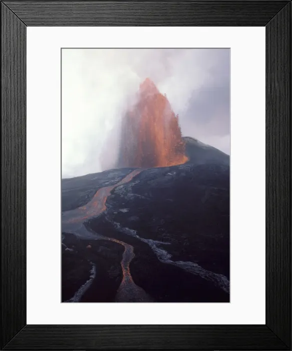 Framed Print : Kilauea Volcano - Hawaii - Big Island - USA - 1986 eruption of the Pu'u O'o Vent - Lava Fountain seen from a helicopter Framed Print : Kilauea Volcano - Hawaii - Big Island - USA - 1986 eruption of the Pu'u O'o Vent - Lava Fountain seen from a helicopter