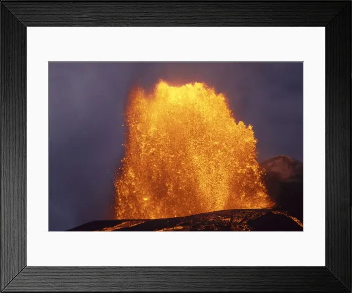 Framed Print : Kilauea Volcano - Hawaii - Big Island - USA - 1986 eruption of the Pu'u O'o Vent - Lava Fountain