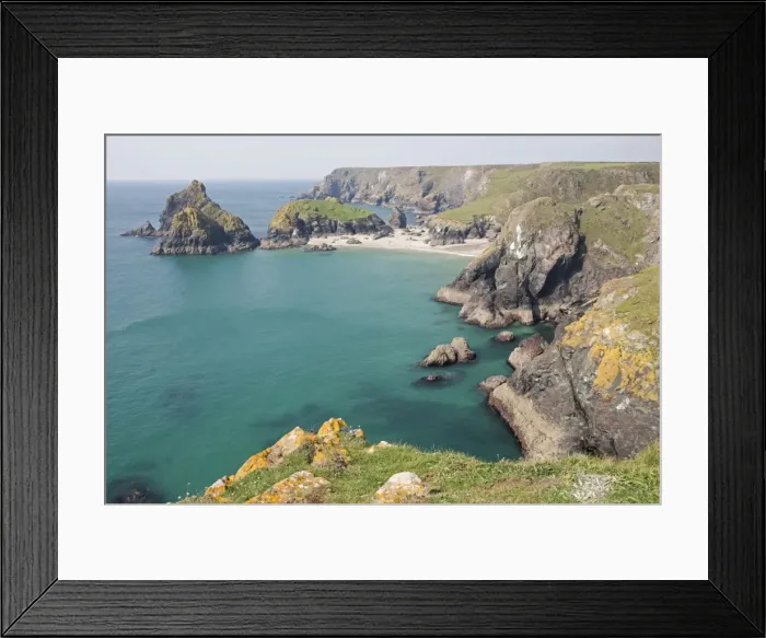 Framed Print : UK - Kynance Cove viewed from cliffs. The Lizard Cornwall