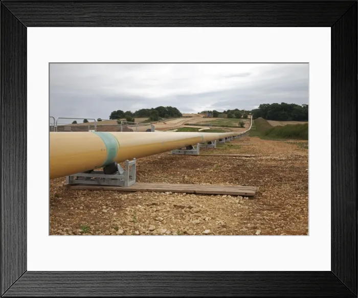 Framed Print : Laying new natural gas pipeline - Wormington to Sapperton pipeline project - near Winchcombe - Cotswolds - UK