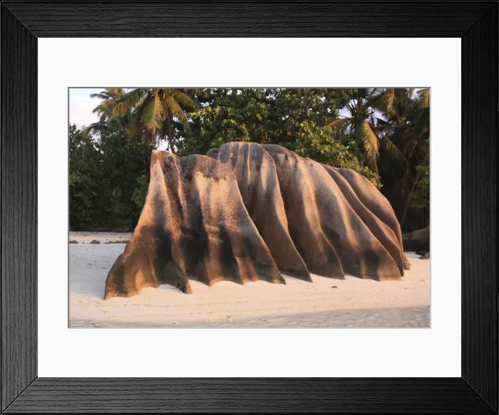Framed Print : Rocks at Source d'Argent - La Digue - Seychelles Framed Print : Rocks at Source d'Argent - La Digue - Seychelles
