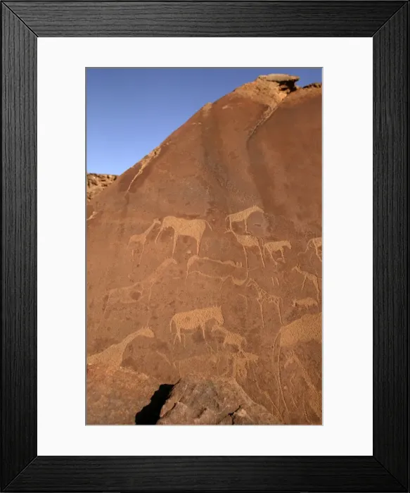 Framed Print : Rock Engravings. Twyfelfontein. Namibia Betweeen -5600 BC et _2500 BC Framed Print : Rock Engravings. Twyfelfontein. Namibia Betweeen -5600 BC et _2500 BC