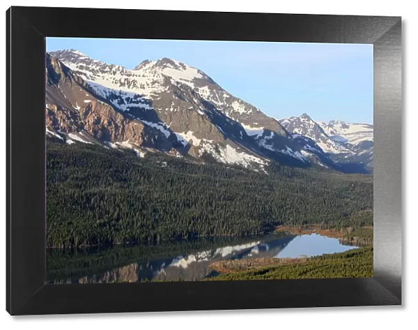 Glacier National Park - Montana - USA. Borders Waterton Lakes National Park - Aberta - Canada. Waterton-Glacier International Peace World Heritage site