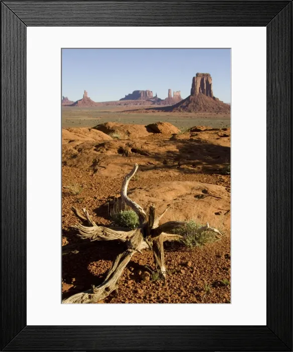 Framed Print : USA - The classic Wild-West landscape of sandstone buttes and pinnacles of rock in the Monument Valley, seen from the North Window. Monument Valley Navajo Tribal Park, Navajo Nation, Arizona / Utah, USA Framed Print : USA - The classic Wild-West landscape of sandstone buttes and pinnacles of rock in the Monument Valley, seen from the North Window. Monument Valley Navajo Tribal Park, Navajo Nation, Arizona / Utah, USA