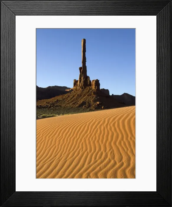 Framed Print : USA - The Totem Pole in the southeastern part of the Monument Valley. Monument Valley Navajo Tribal Park, Navajo Nation, Arizona / Utah, USA