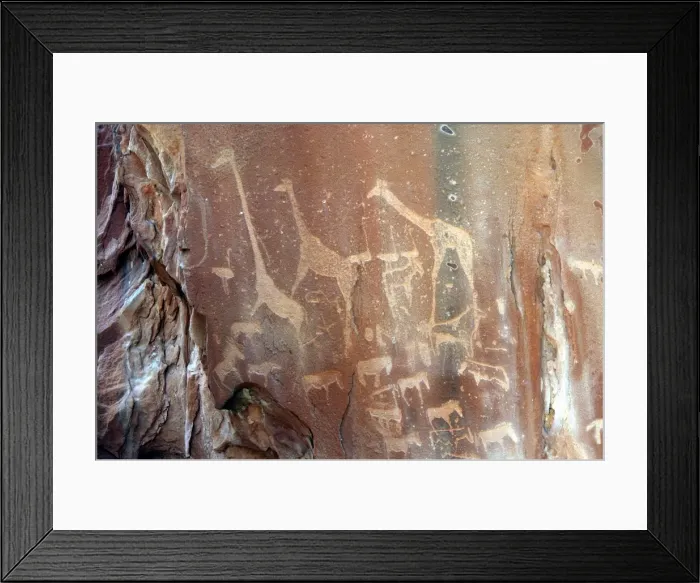 Framed Print : Rock Engravings. Twyfelfontein. Namibia Betweeen -5600 BC et _2500 BC Framed Print : Rock Engravings. Twyfelfontein. Namibia Betweeen -5600 BC et _2500 BC