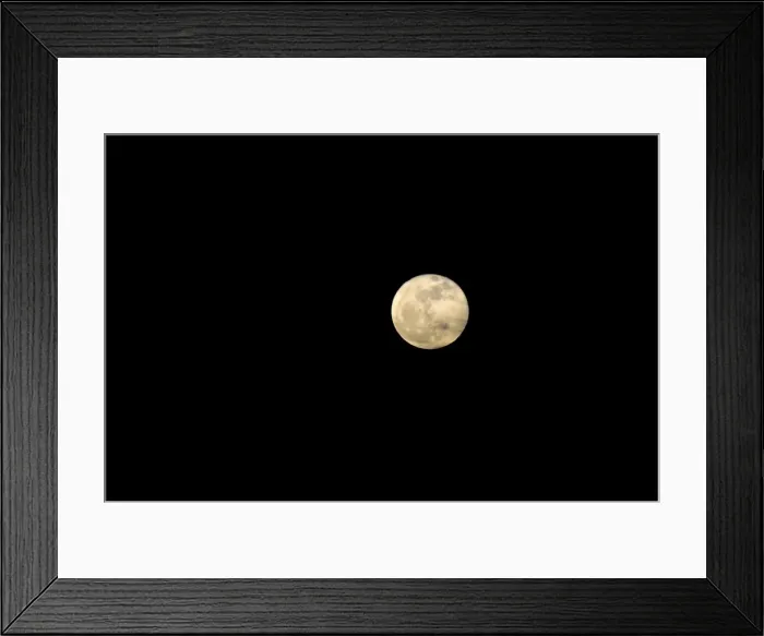 Framed Print : Full moon rising at Grand Bahama Island, Bahamas Framed Print : Full moon rising at Grand Bahama Island, Bahamas