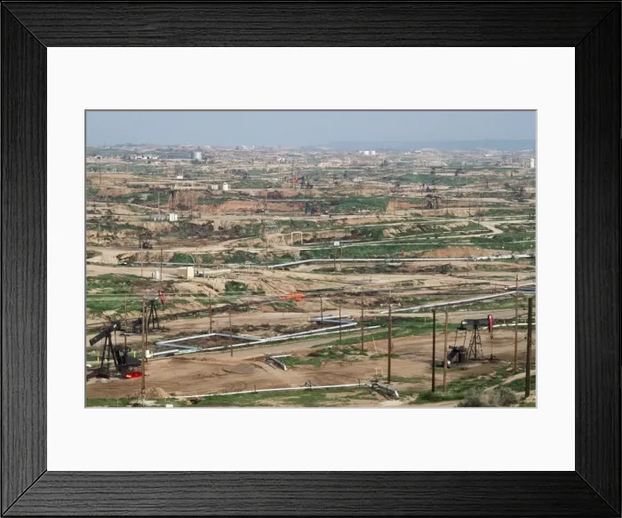 Framed Print : Oilfields Bakersfield, California, USA Framed Print : Oilfields Bakersfield, California, USA