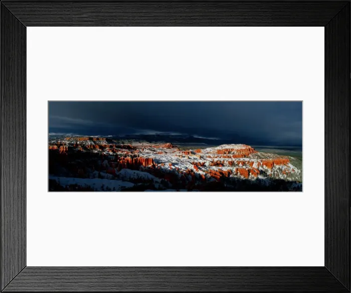 Framed Print : Bryce Canyon in Snowstorm panoramic - Utah - USA LA000071 Framed Print : Bryce Canyon in Snowstorm panoramic - Utah - USA LA000071