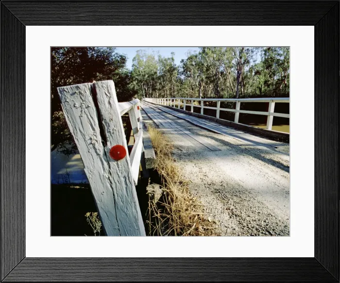 Framed Print : Road across Stewarts Bridge and the Goulburn River Echuca, Victoria, Australia JLR01383 Framed Print : Road across Stewarts Bridge and the Goulburn River Echuca, Victoria, Australia JLR01383