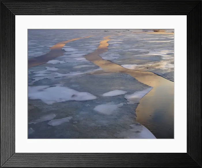 Framed Print : Drift ice in Lady Franklinsfjorden - Svalbard - Norway Framed Print : Drift ice in Lady Franklinsfjorden - Svalbard - Norway