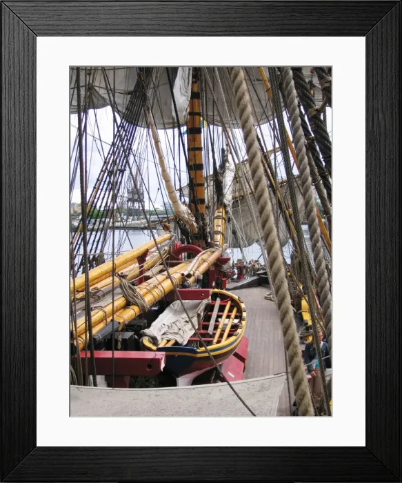 Framed Print : The Swedish Ship Gotheborg - ropes  /  rigging. Replica of 1738 East Indiaman ship built according to traditional methods & materials. Moored at South Quay, London