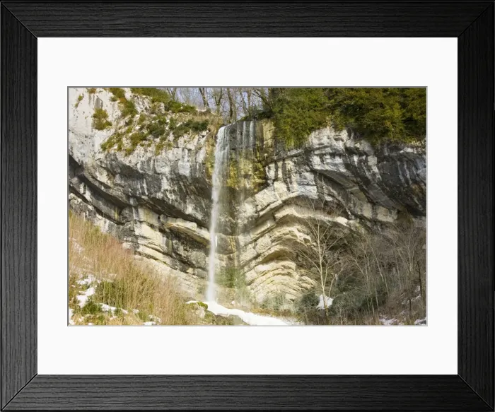 Framed Print : Waterfall over folded Jurassic limestone strata - the Chapeau de Gendarme - near Pontarlier, Jura Mountains, east France Framed Print : Waterfall over folded Jurassic limestone strata - the Chapeau de Gendarme - near Pontarlier, Jura Mountains, east France