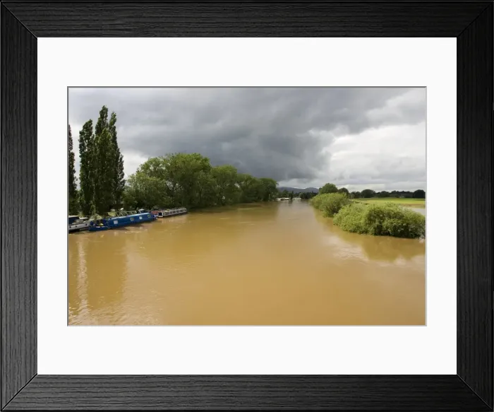 Framed Print : River Severn in full flood - Upton upon Severn Worcs UK June 2007 Framed Print : River Severn in full flood - Upton upon Severn Worcs UK June 2007