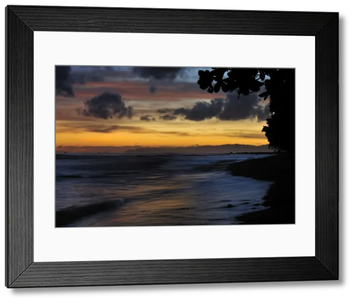 Framed Print : Sunrise on beach with black sand - Tangkoko Nature Reserve - North Sulawesi - Indonesia Framed Print : Sunrise on beach with black sand - Tangkoko Nature Reserve - North Sulawesi - Indonesia