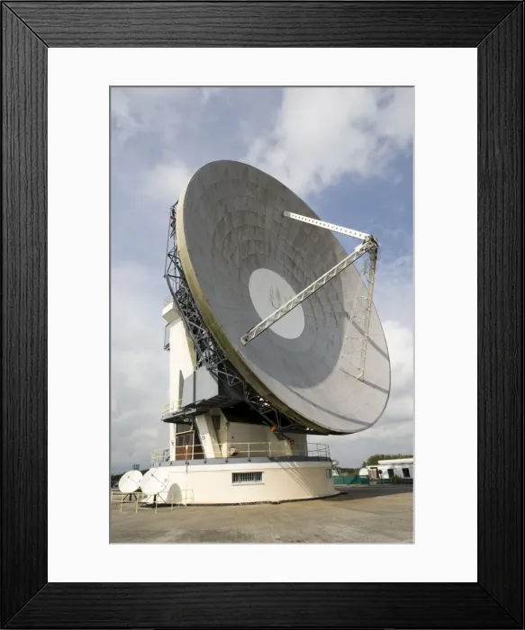 Framed Print : Satellite Dish - Arthur the huge Grade 2 listed satellite dish - Futureworld Goonhilly Helston Cornwall UK Framed Print : Satellite Dish - Arthur the huge Grade 2 listed satellite dish - Futureworld Goonhilly Helston Cornwall UK