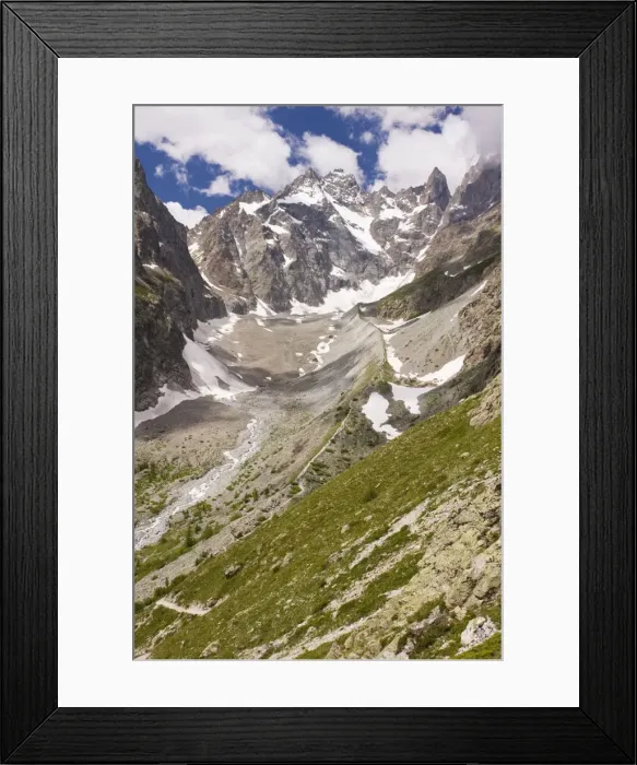 Framed Print : Glacier Noir and the Barre des Ecrins (4102 metres) in the Ecrins National Park, French Alps, France Framed Print : Glacier Noir and the Barre des Ecrins (4102 metres) in the Ecrins National Park, French Alps, France