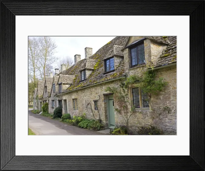 Framed Print : UK - Arlington Row cottages Bibury Cotswolds UK Framed Print : UK - Arlington Row cottages Bibury Cotswolds UK