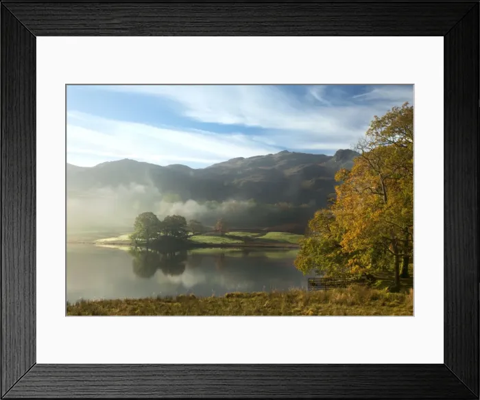 Framed Print : Rydal Water on a beautiful calm autumn's morning with a layer of mist - October - Lake District - England Framed Print : Rydal Water on a beautiful calm autumn's morning with a layer of mist - October - Lake District - England
