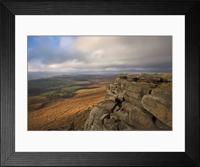 Framed Print : View looking across the Derdyshire countryside from Stanage Edge - Derbyshire - England Framed Print : View looking across the Derdyshire countryside from Stanage Edge - Derbyshire - England