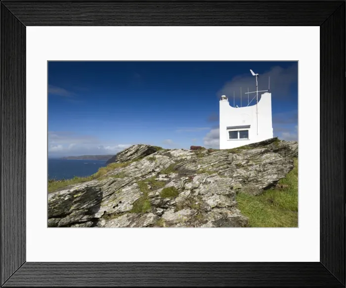 Framed Print : Willapark Lookout - Boscastle, Cornwall, UK Framed Print : Willapark Lookout - Boscastle, Cornwall, UK