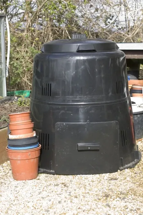 Framed Print : 220 litres compost bin made by Blackwall using 100% recycled plastic Cotswolds UK Framed Print : 220 litres compost bin made by Blackwall using 100% recycled plastic Cotswolds UK