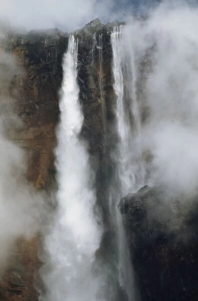 Aerial image of Angel Falls and Mount Auyantepui (Auyantepuy, Devil's Mountain), Tepuis, Venezuela, South Amrica