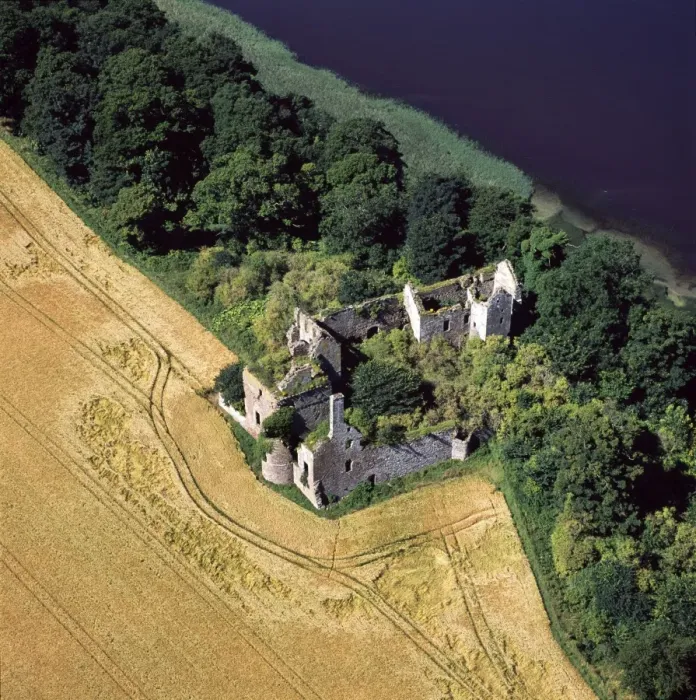 Framed Print : Aerial image of Scotland, UK: Ballinbreich Castle (Chapel Hill, Chapel Of Glenduchie) by the river Tay, Fife Framed Print : Aerial image of Scotland, UK: Ballinbreich Castle (Chapel Hill, Chapel Of Glenduchie) by the river Tay, Fife