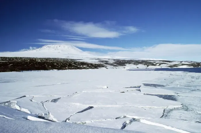 Framed Print : Antarctica - pack ice & Mount Erebus, active volcano. Ross Island, Antarctica