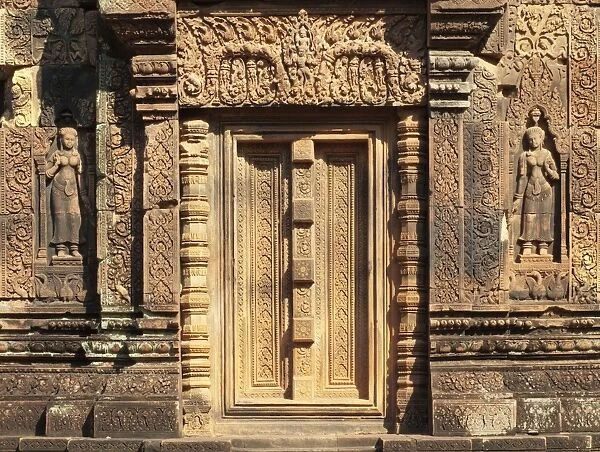 Cambodia - Niches with Devatas (deity, divinity)