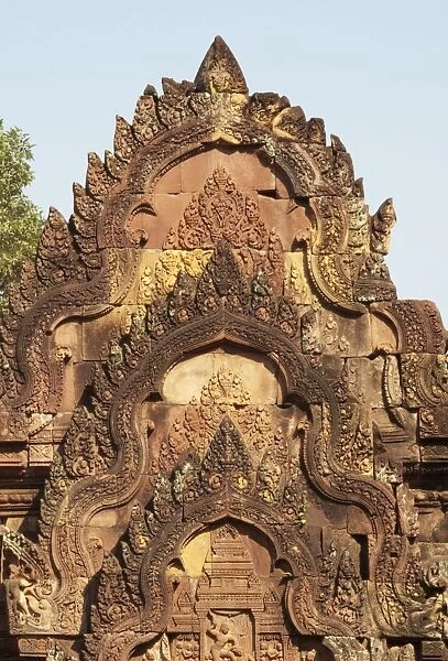 Cambodia - The trilobate pediment of the south
