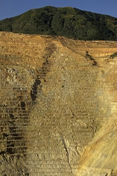 CAN-4383. Bingham Canyon Mine. Utah - USA