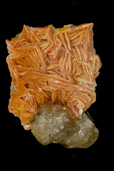 Framed Print : Cerrusite and Barite (orange) - Mbladen Mine - Morocco Framed Print : Cerrusite and Barite (orange) - Mbladen Mine - Morocco